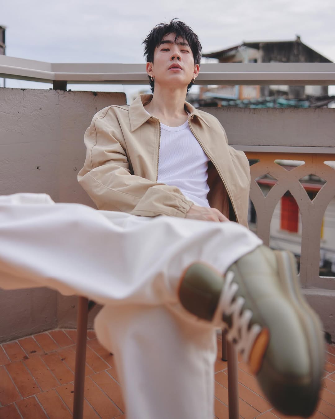 ออฟ - จุมพล อดุลกิตติพร