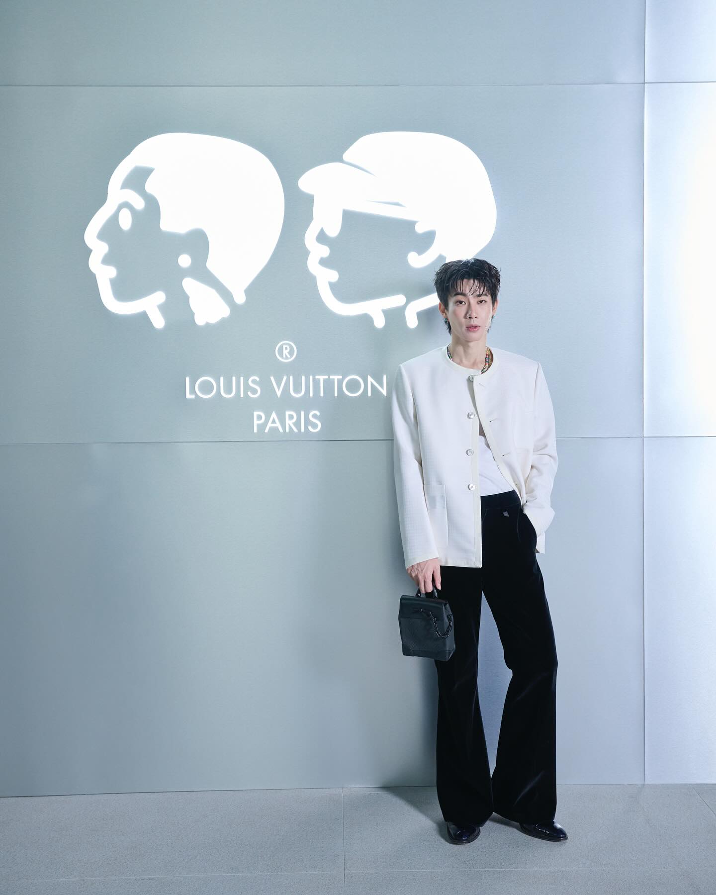ออฟ - จุมพล อดุลกิตติพร