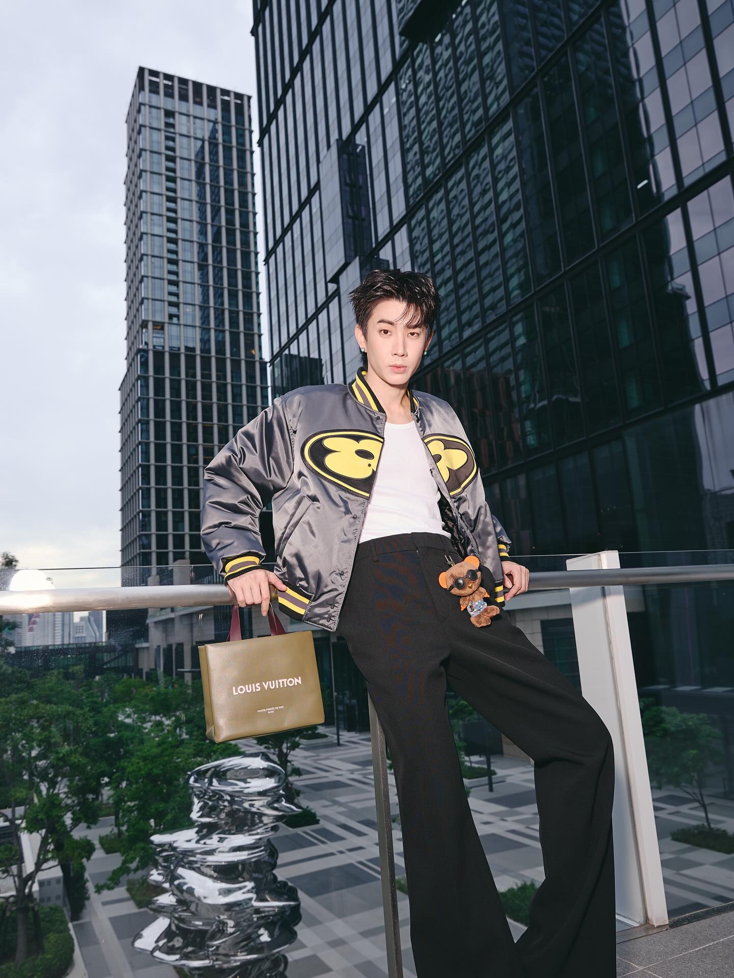 ออฟ - จุมพล อดุลกิตติพร