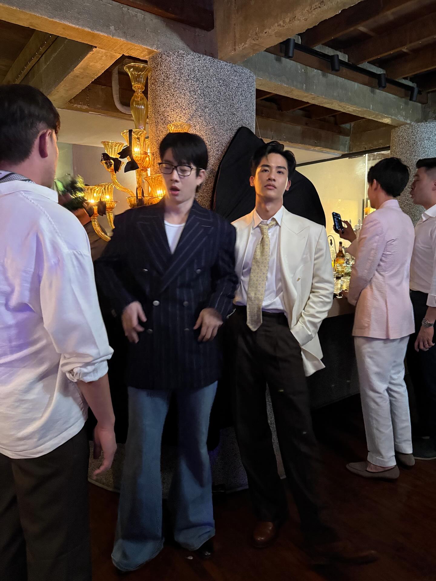ออฟ - จุมพล อดุลกิตติพร