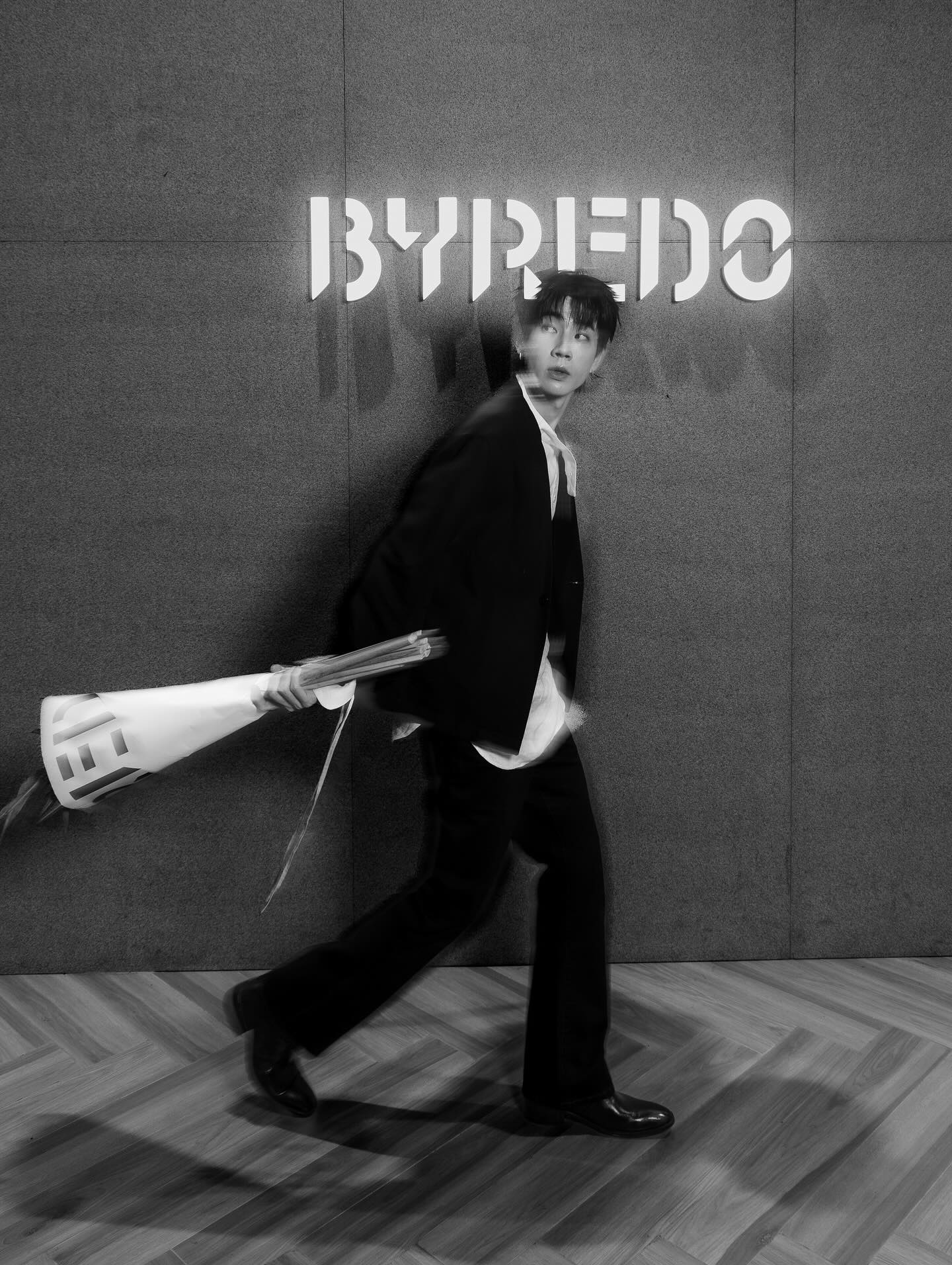 ออฟ - จุมพล อดุลกิตติพร
