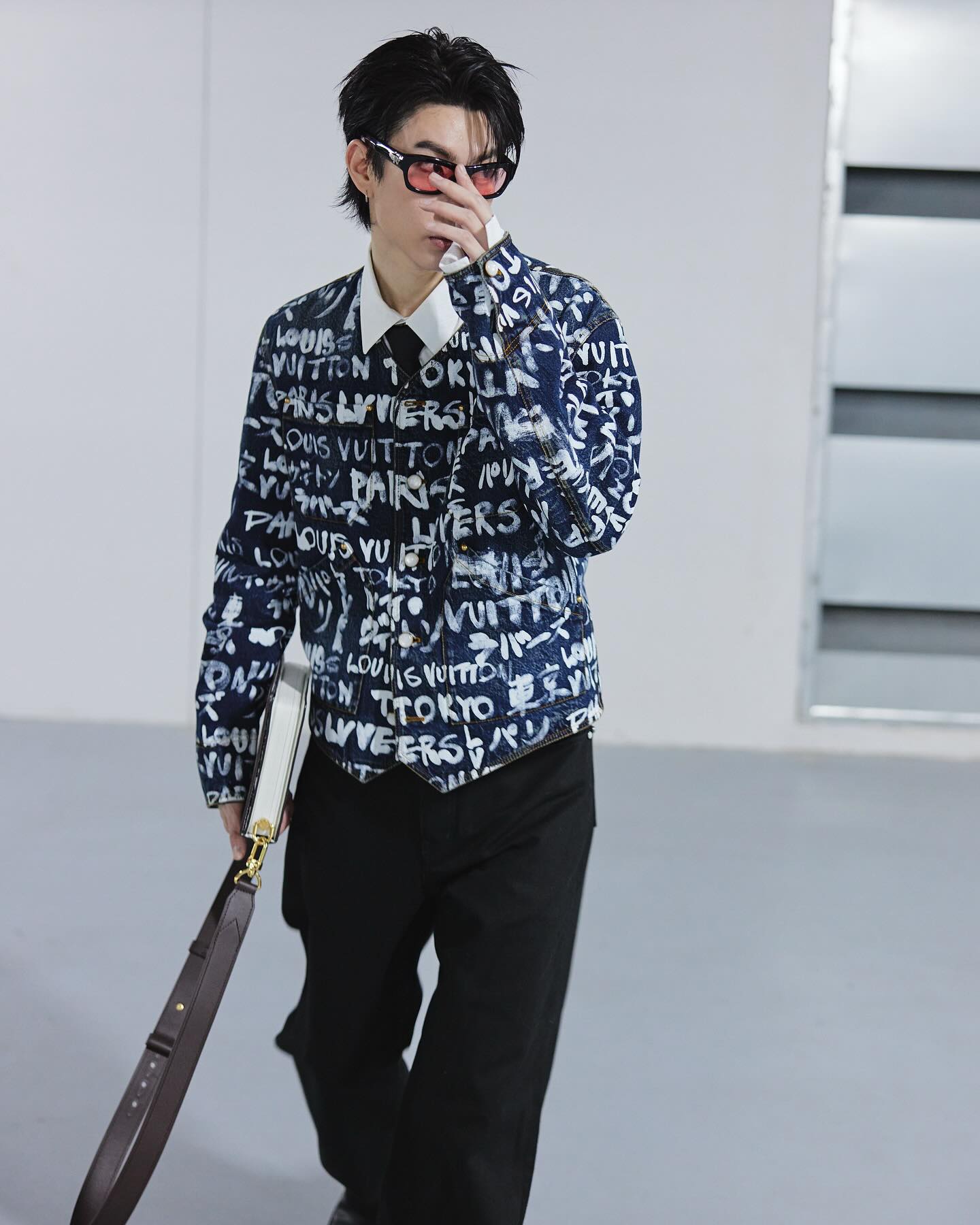 ออฟ - จุมพล อดุลกิตติพร