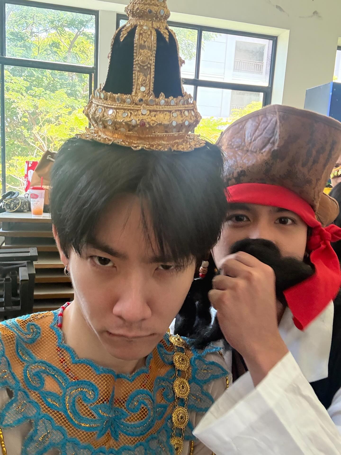 ออฟ - จุมพล อดุลกิตติพร
