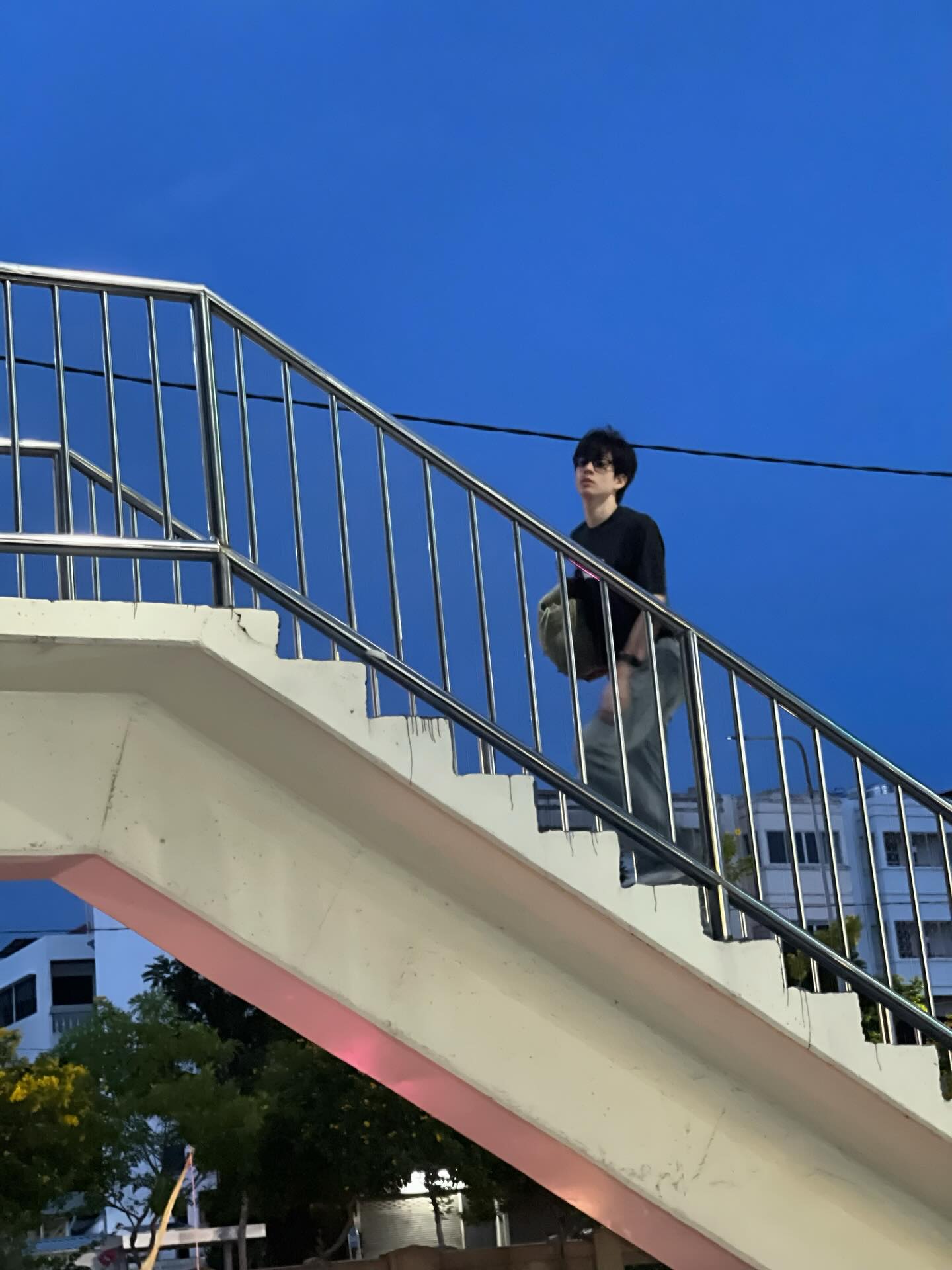 ออฟ - จุมพล อดุลกิตติพร