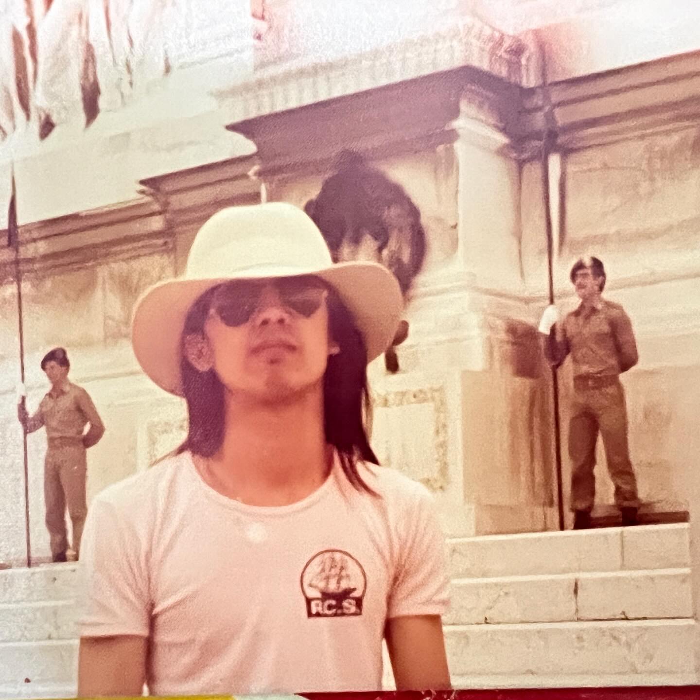 ออฟ - จุมพล อดุลกิตติพร