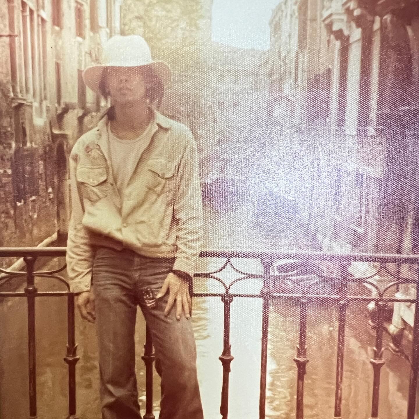 ออฟ - จุมพล อดุลกิตติพร