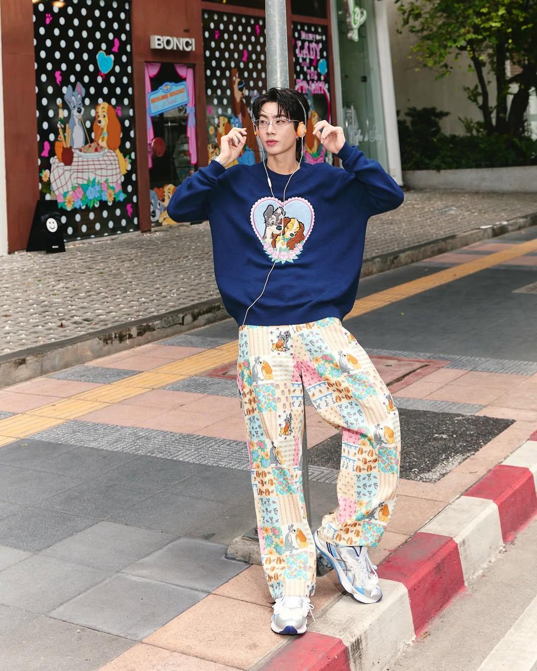 ออฟ - จุมพล อดุลกิตติพร
