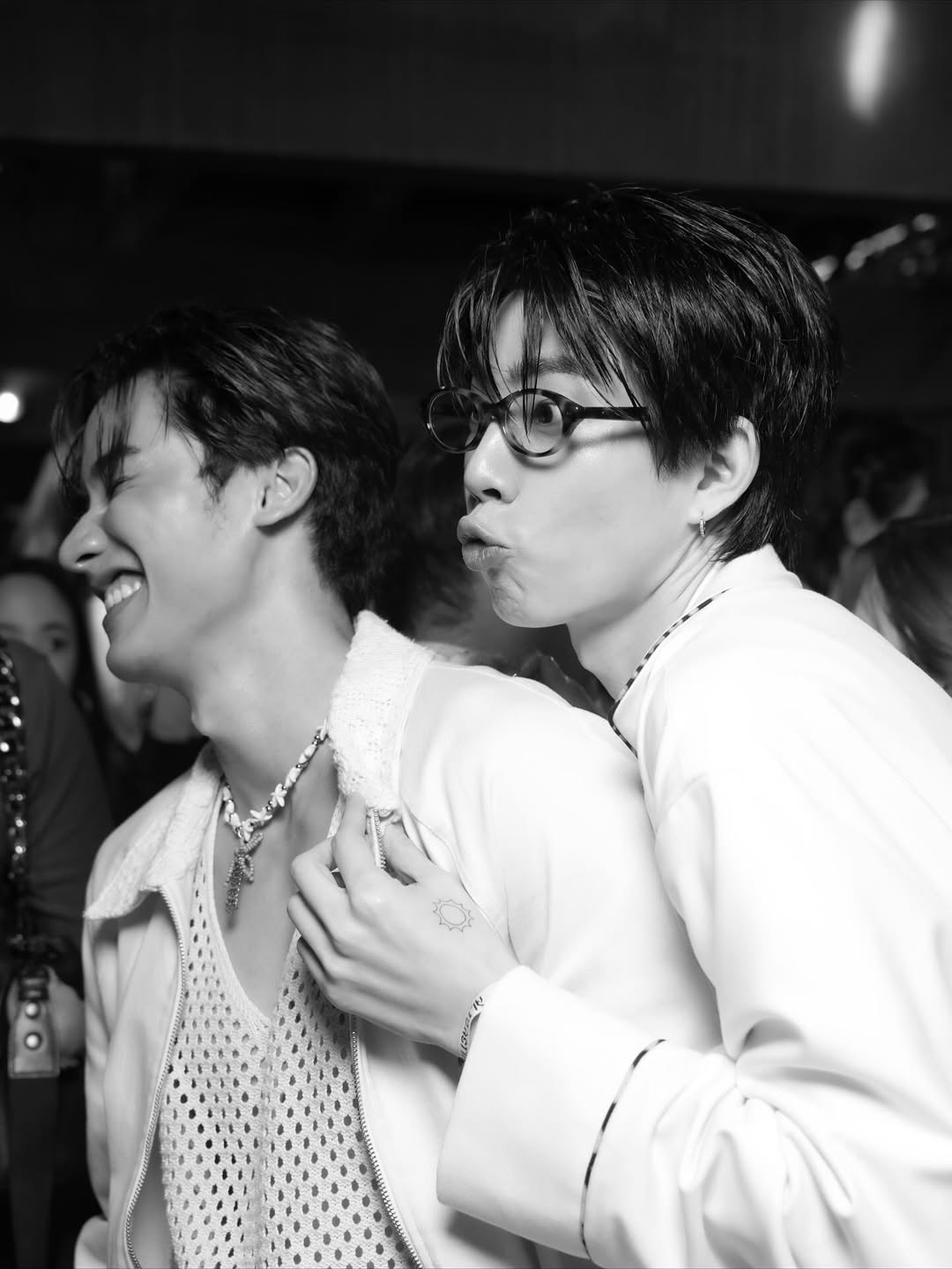 ออฟ - จุมพล อดุลกิตติพร