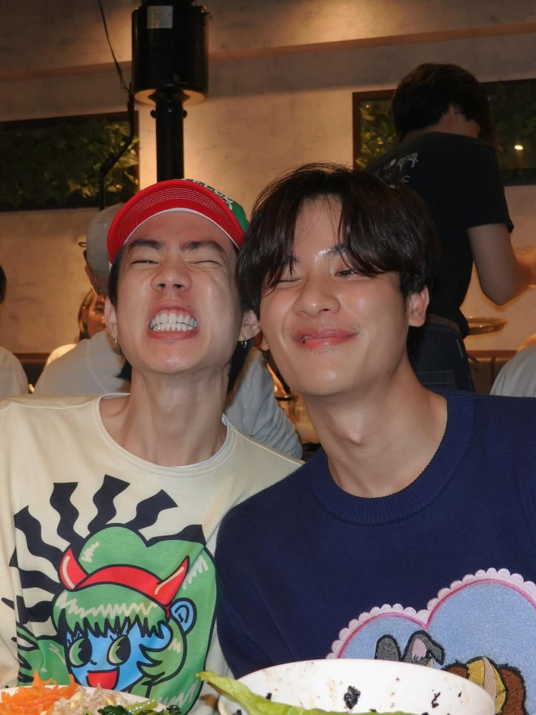 ออฟ - จุมพล อดุลกิตติพร