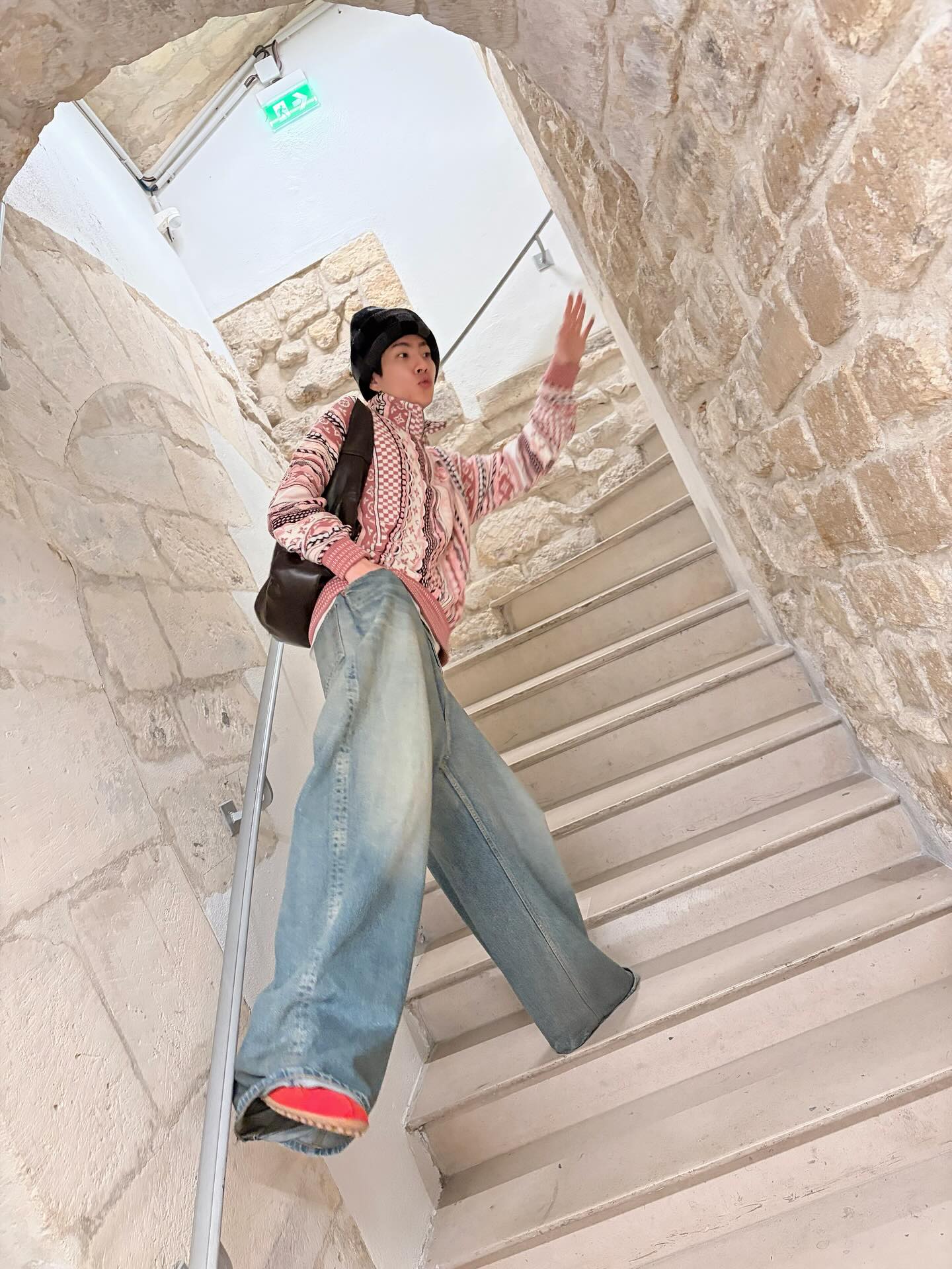ออฟ - จุมพล อดุลกิตติพร