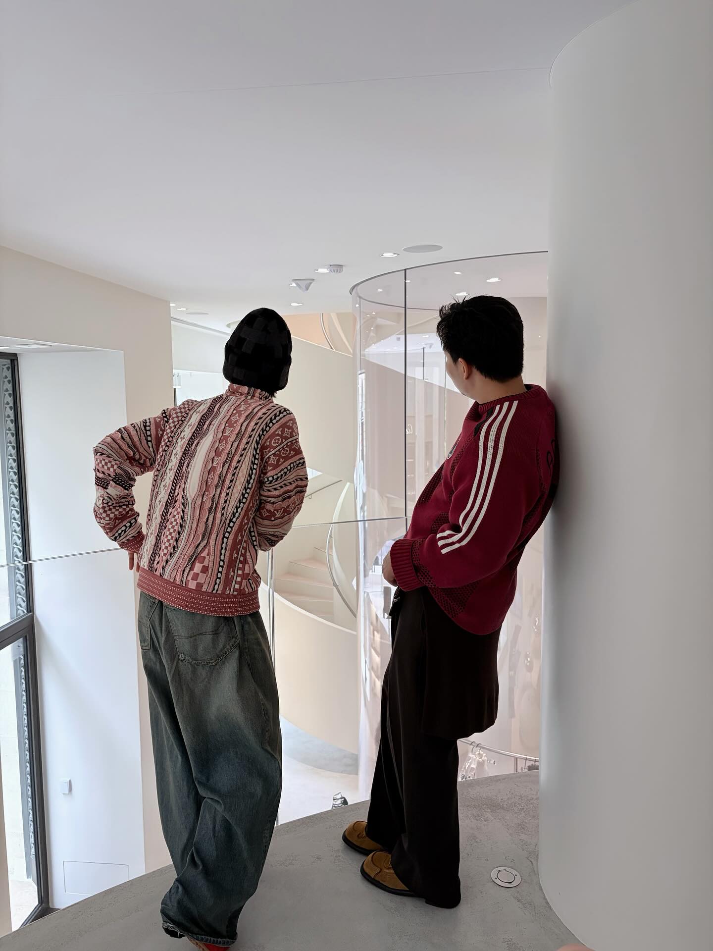 ออฟ - จุมพล อดุลกิตติพร