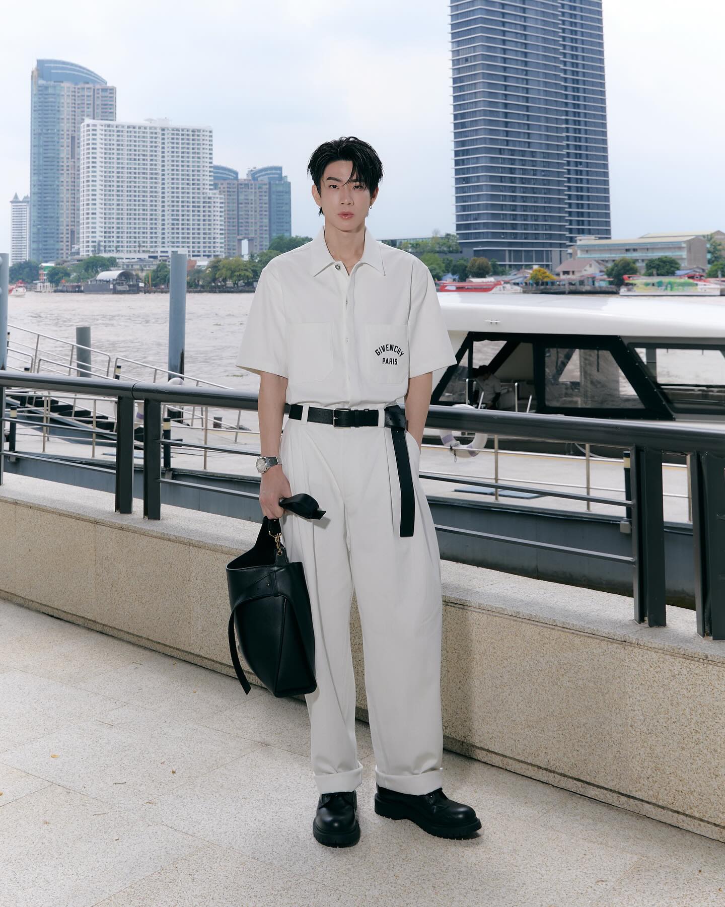 ออฟ - จุมพล อดุลกิตติพร