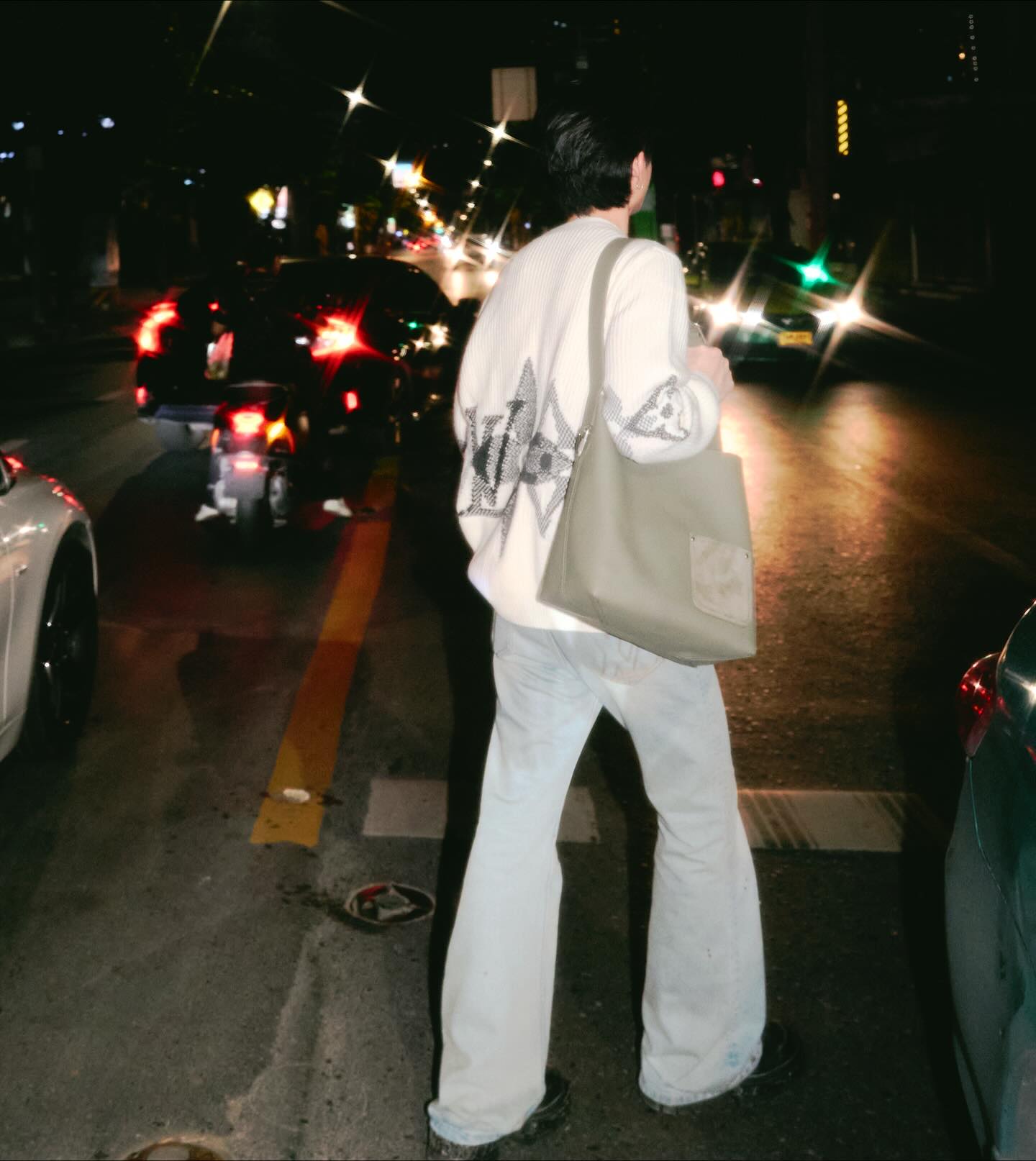 ออฟ - จุมพล อดุลกิตติพร