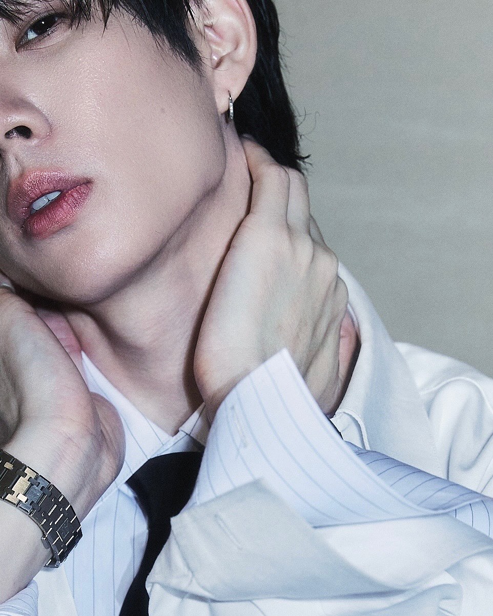 ออฟ - จุมพล อดุลกิตติพร