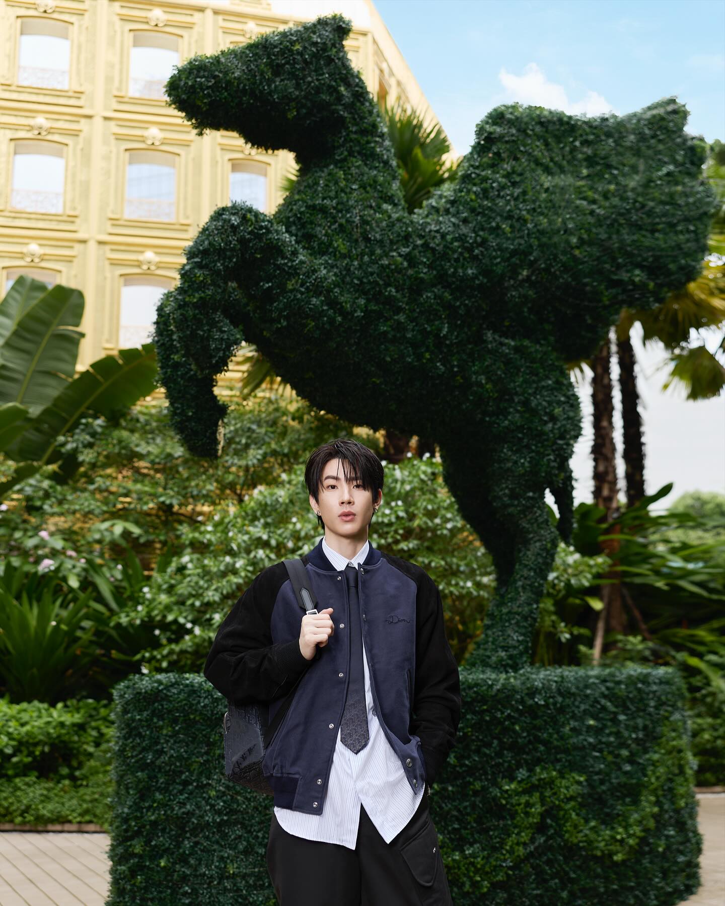 ออฟ - จุมพล อดุลกิตติพร