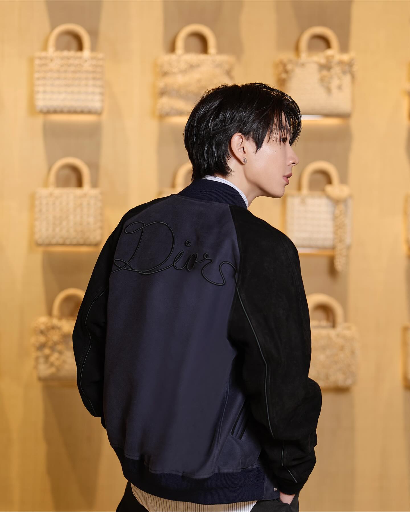 ออฟ - จุมพล อดุลกิตติพร