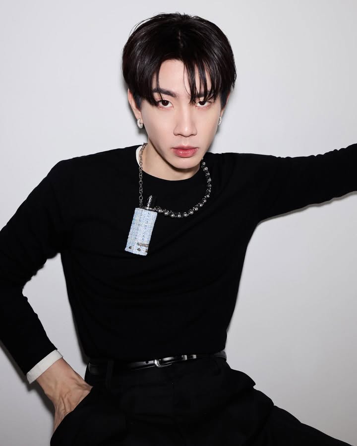 ออฟ - จุมพล อดุลกิตติพร