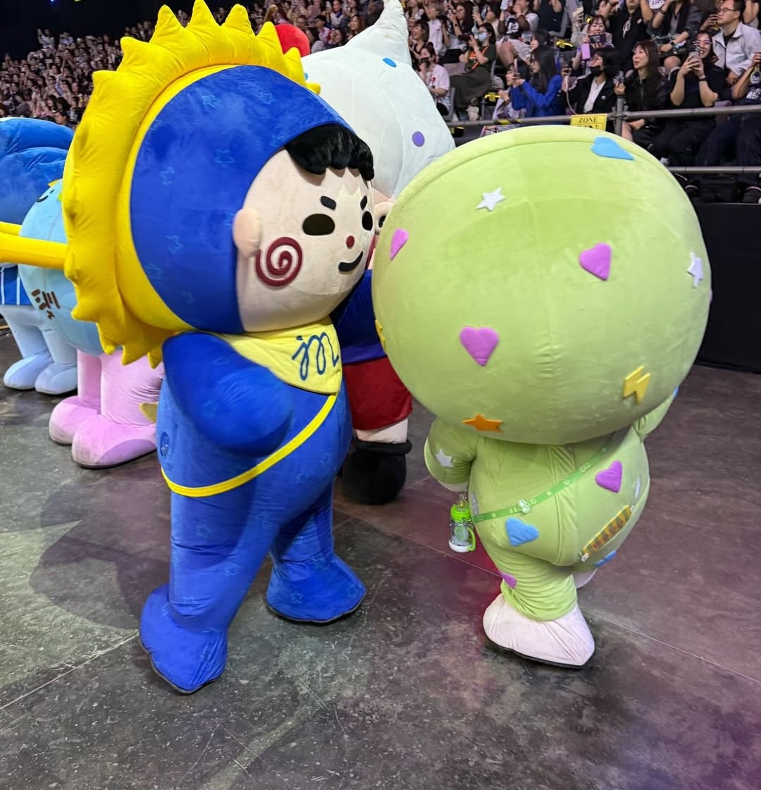 ออฟ - จุมพล อดุลกิตติพร