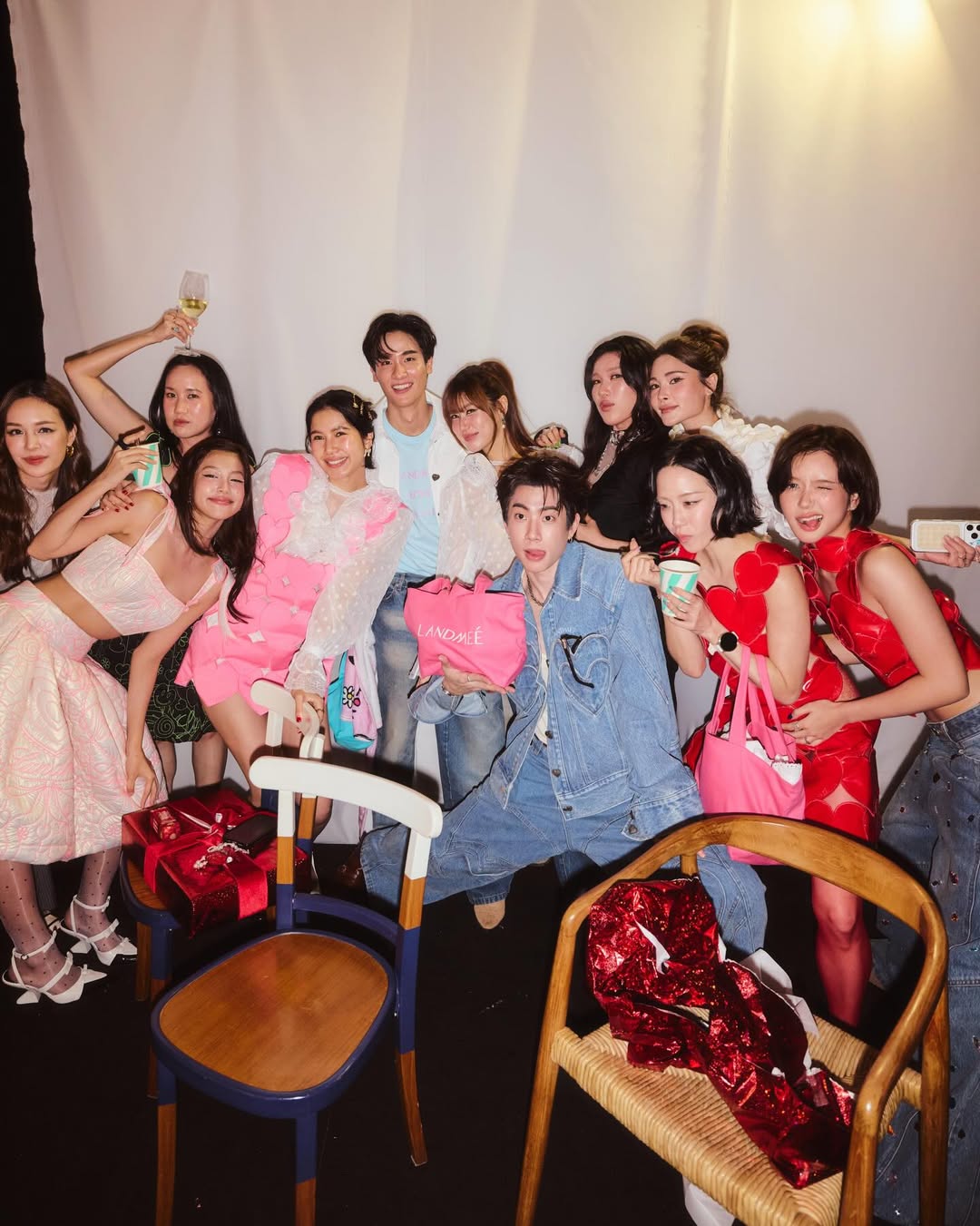 ออฟ - จุมพล อดุลกิตติพร