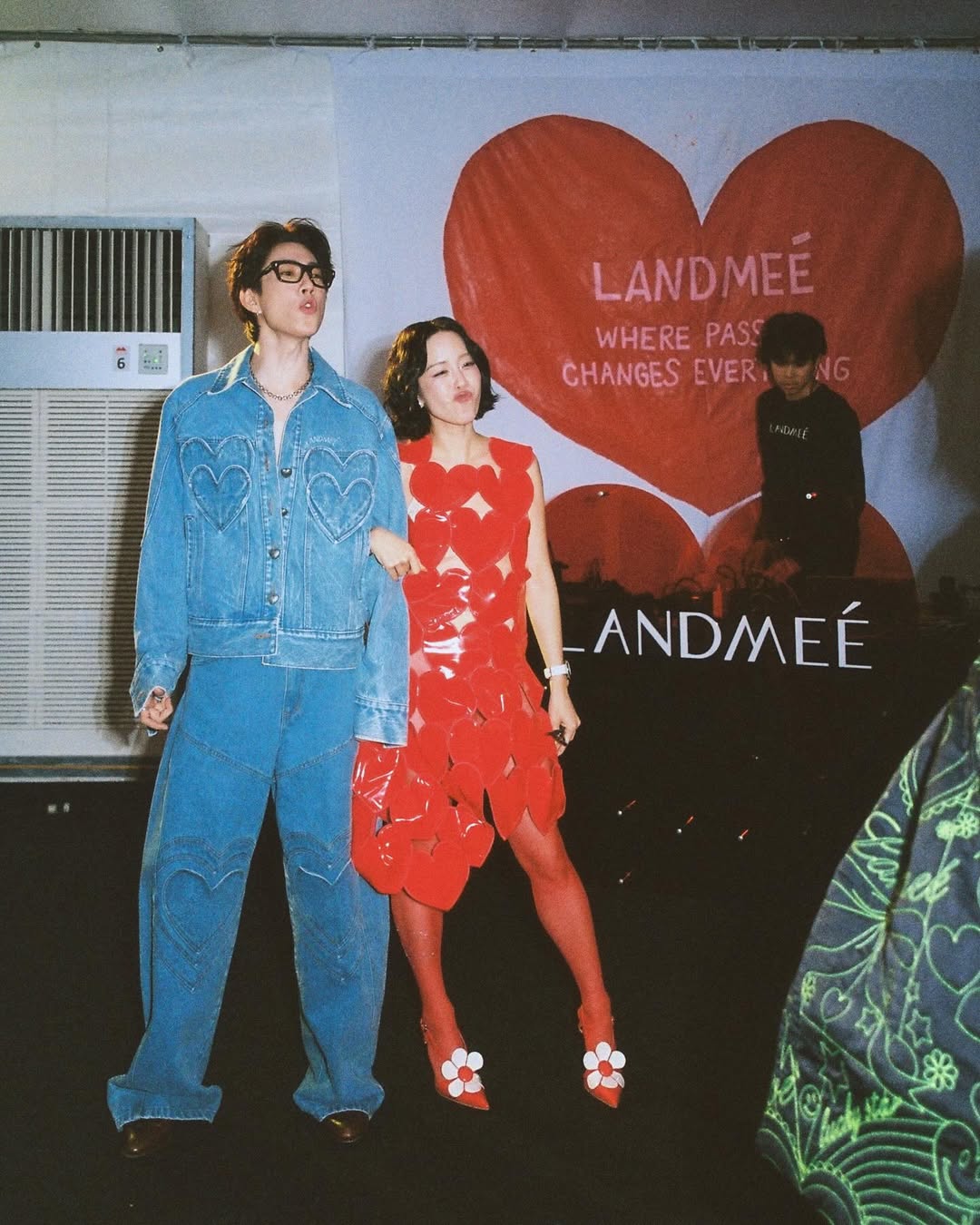 ออฟ - จุมพล อดุลกิตติพร