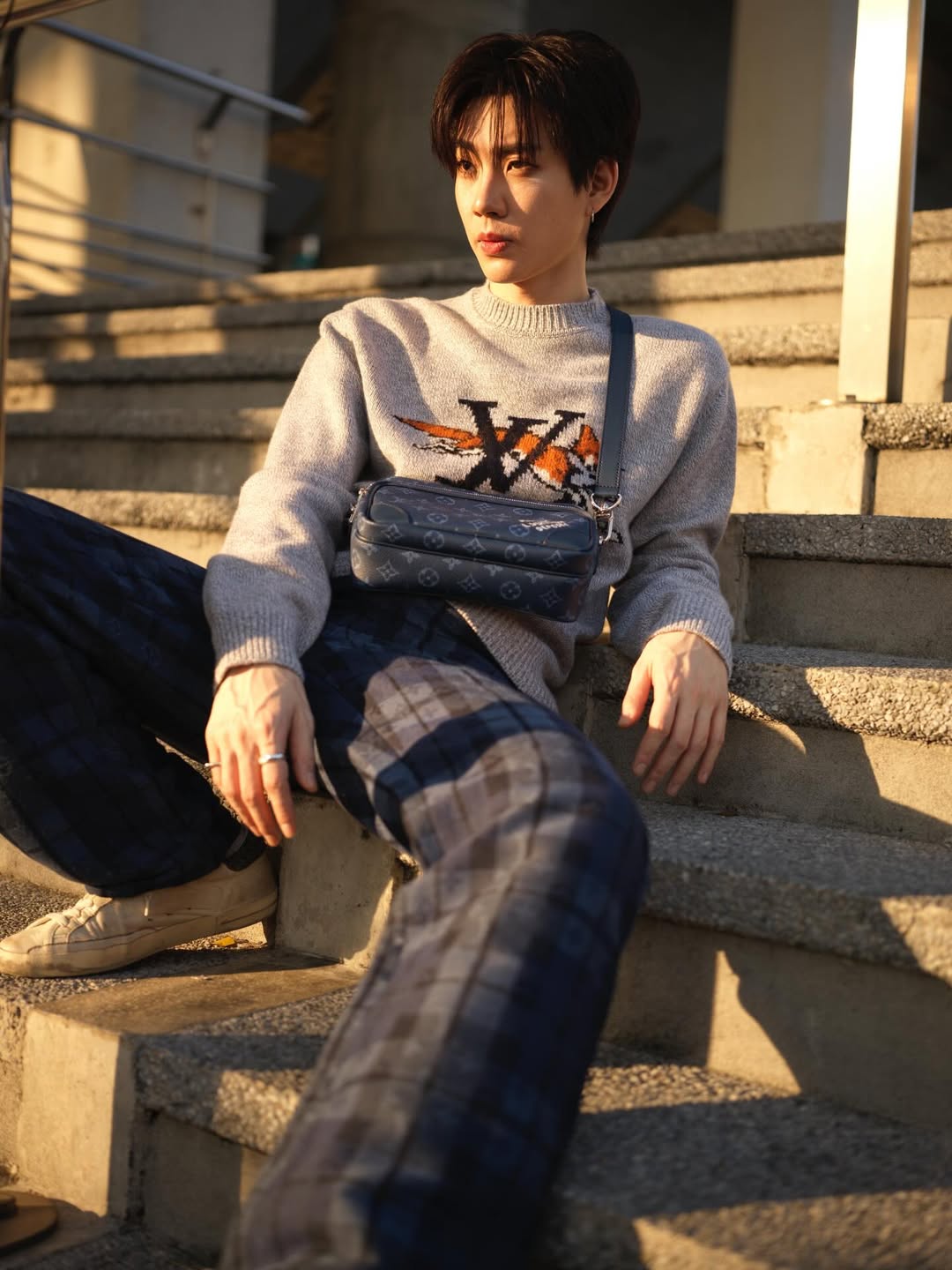 ออฟ - จุมพล อดุลกิตติพร