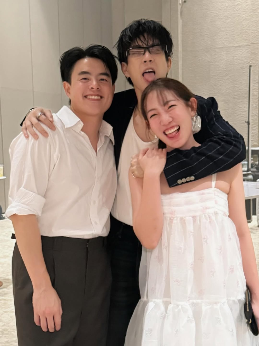 ออฟ - จุมพล อดุลกิตติพร