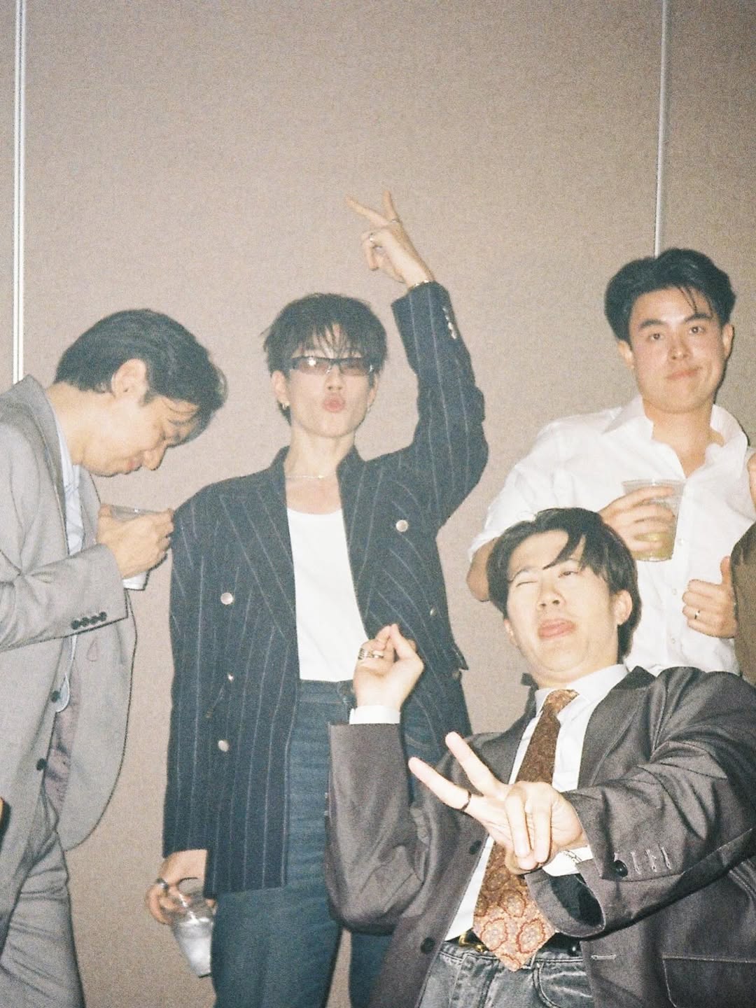 ออฟ - จุมพล อดุลกิตติพร