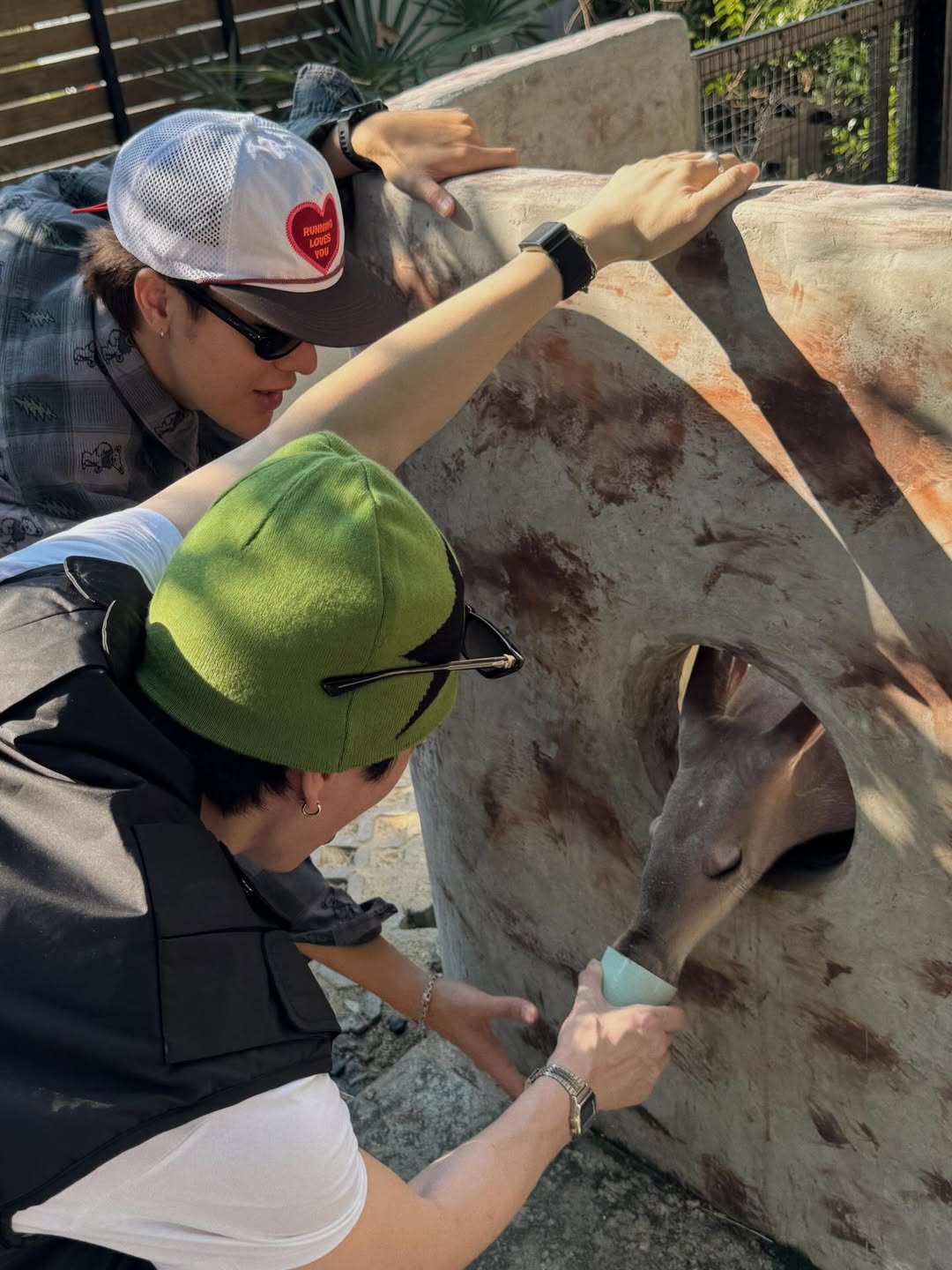 ออฟ - จุมพล อดุลกิตติพร