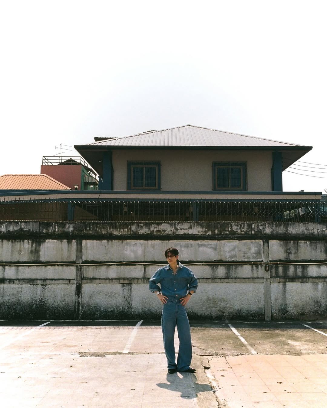 ออฟ - จุมพล อดุลกิตติพร