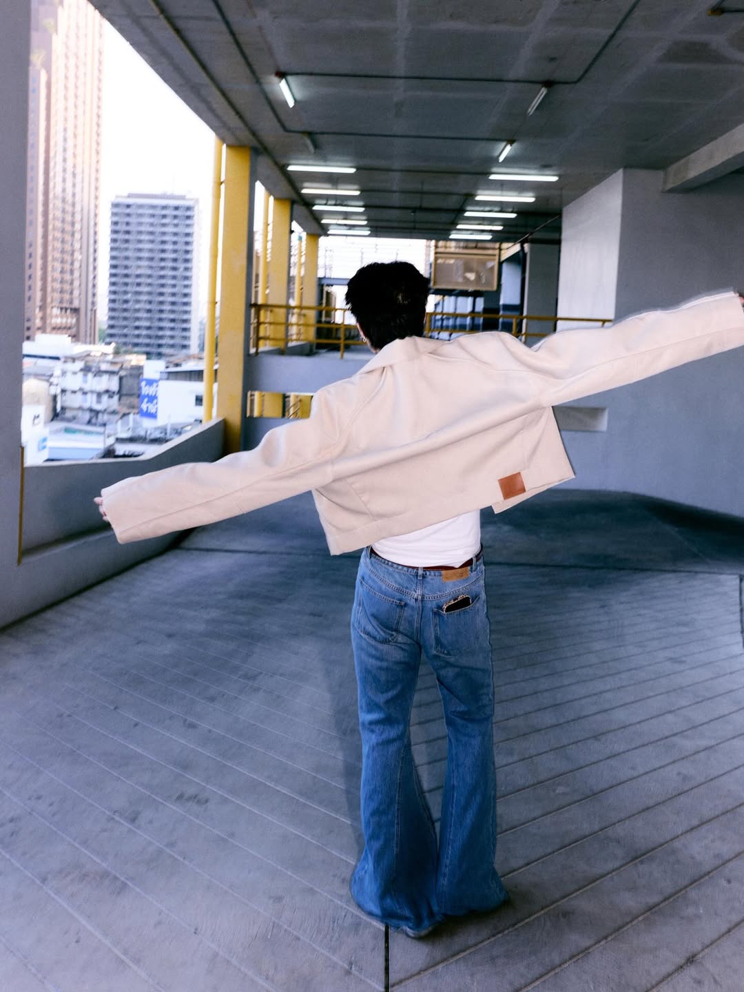 ออฟ - จุมพล อดุลกิตติพร