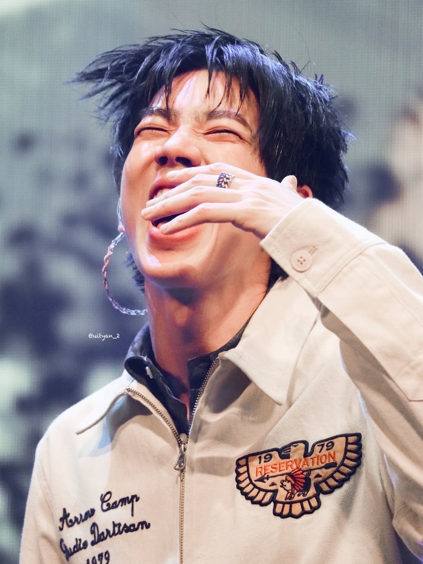 ออฟ - จุมพล อดุลกิตติพร