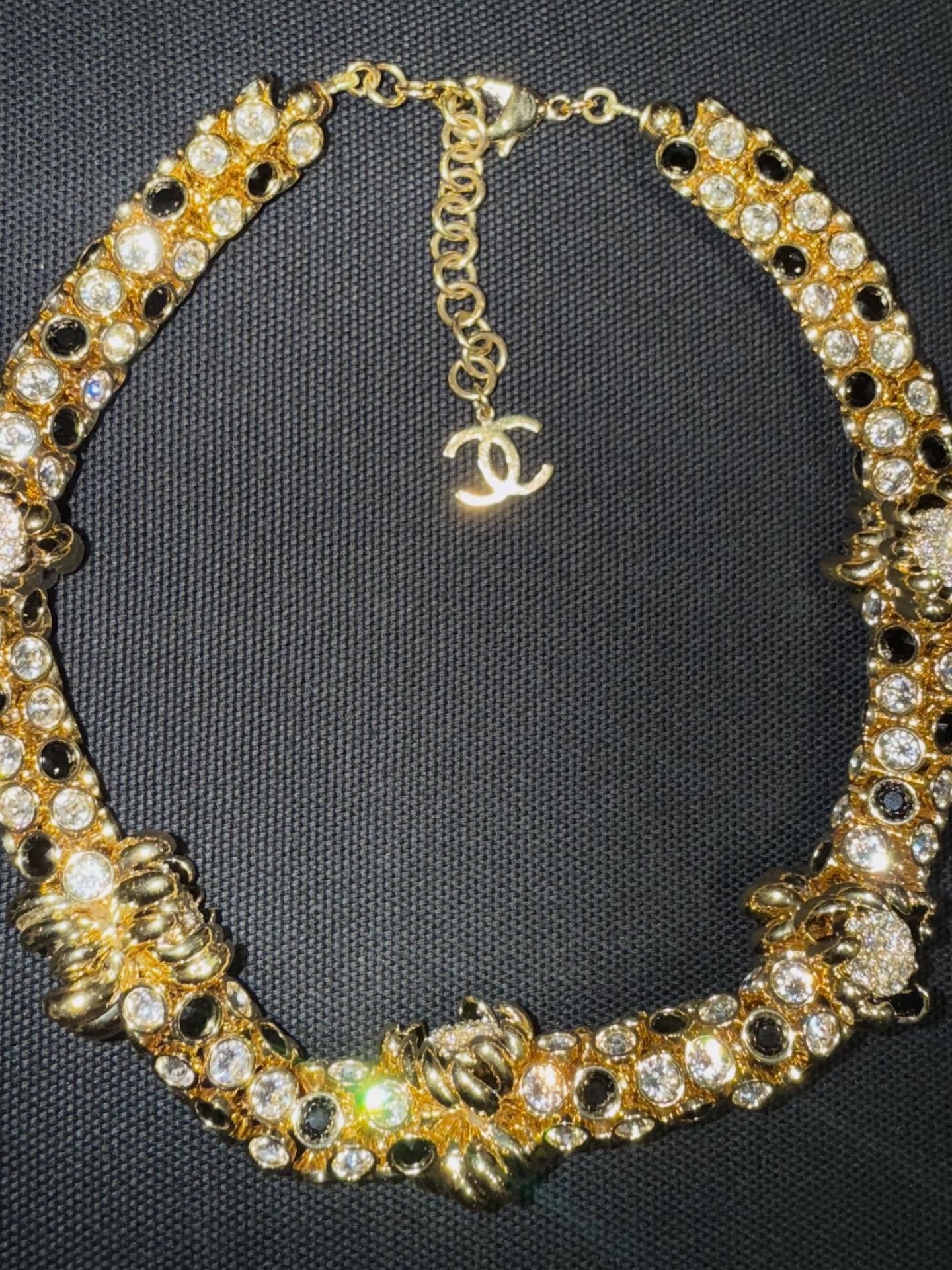 ออฟ - จุมพล อดุลกิตติพร