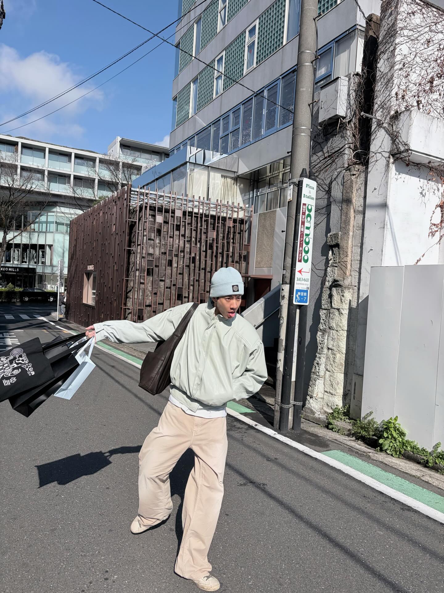 ออฟ - จุมพล อดุลกิตติพร