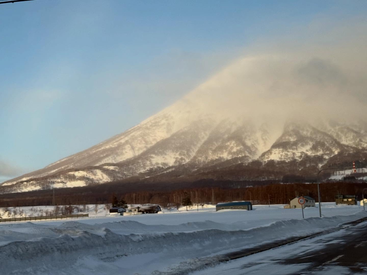 ออฟ - จุมพล อดุลกิตติพร