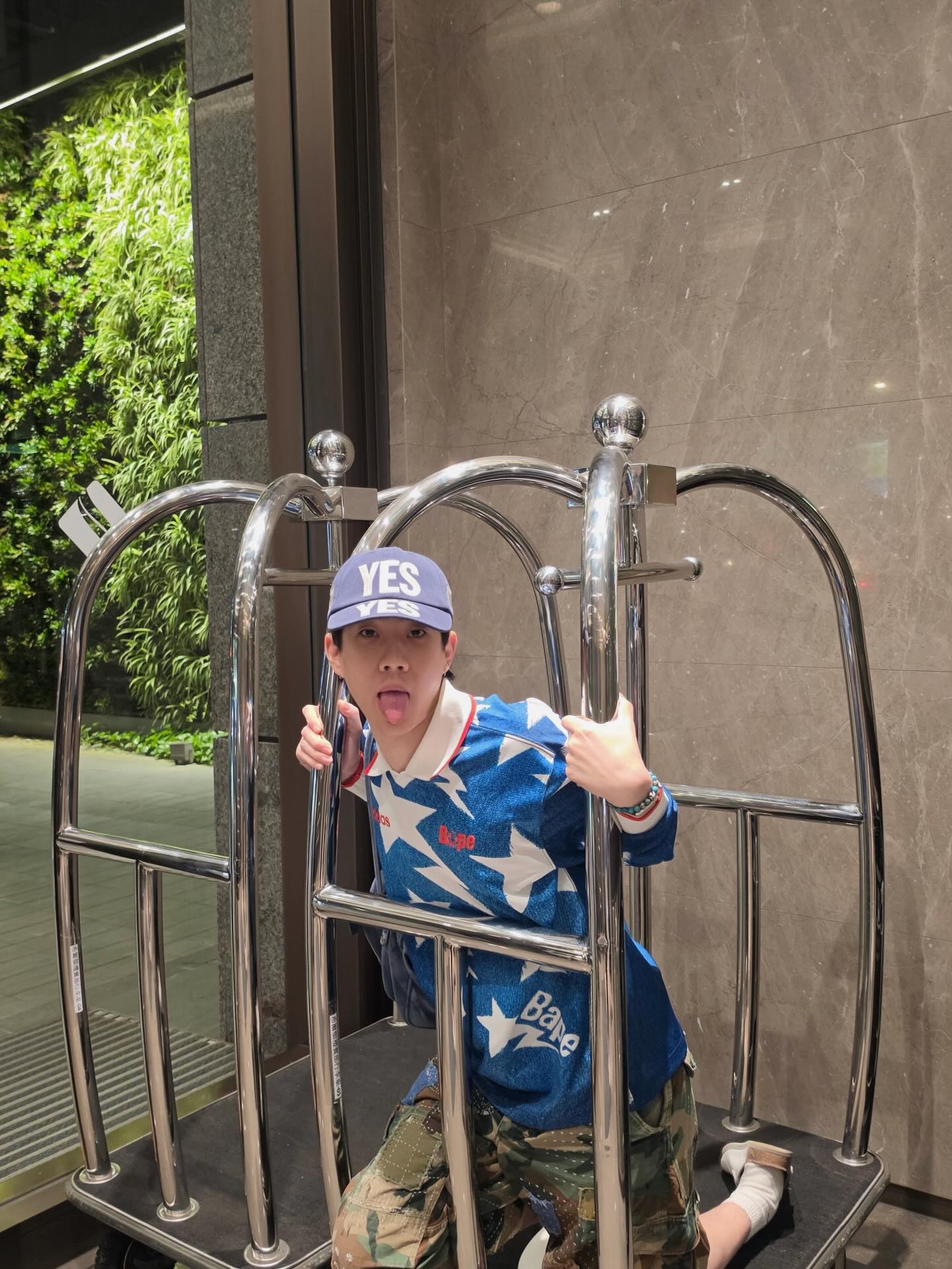 ออฟ - จุมพล อดุลกิตติพร