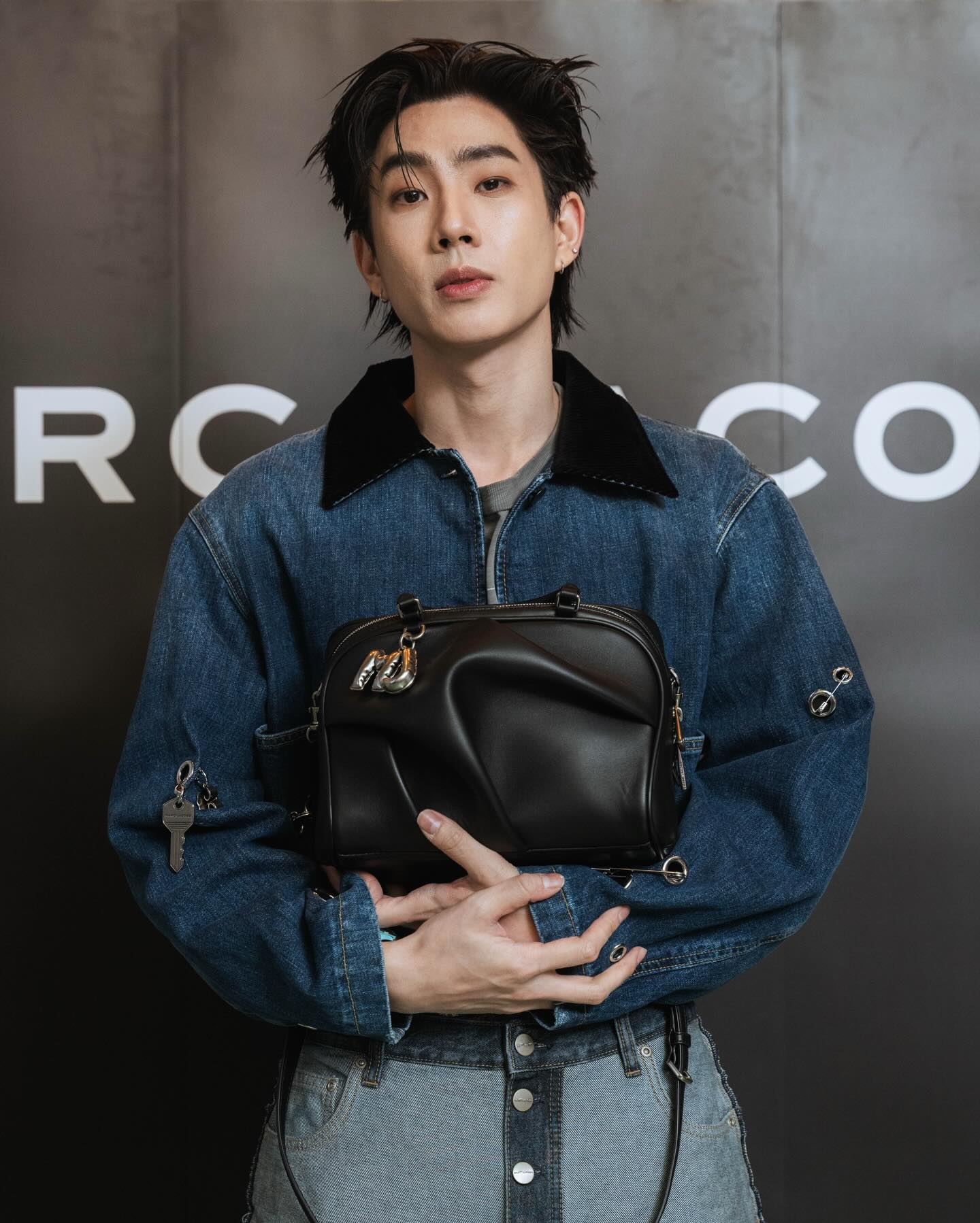 ออฟ - จุมพล อดุลกิตติพร