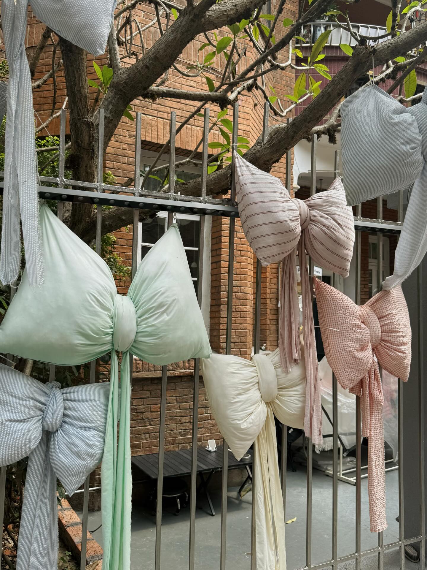 ออฟ - จุมพล อดุลกิตติพร