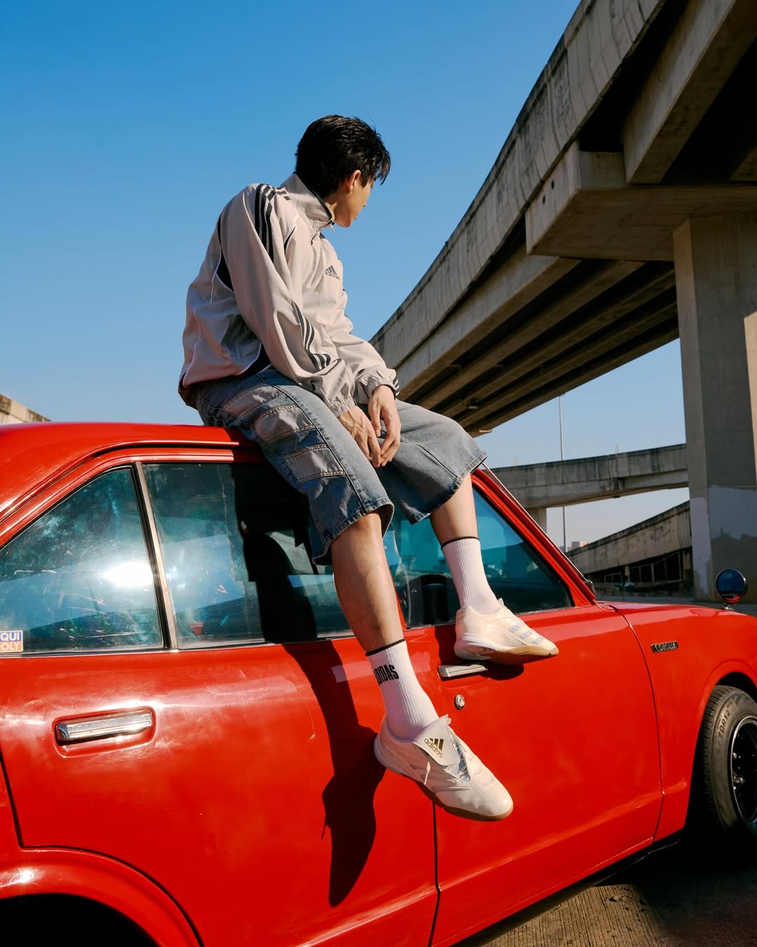 ออฟ - จุมพล อดุลกิตติพร