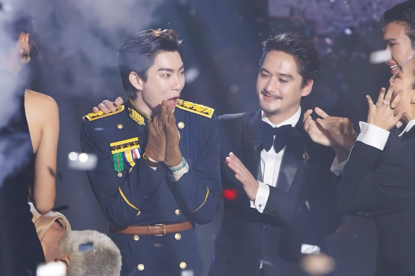 ออฟ - จุมพล อดุลกิตติพร