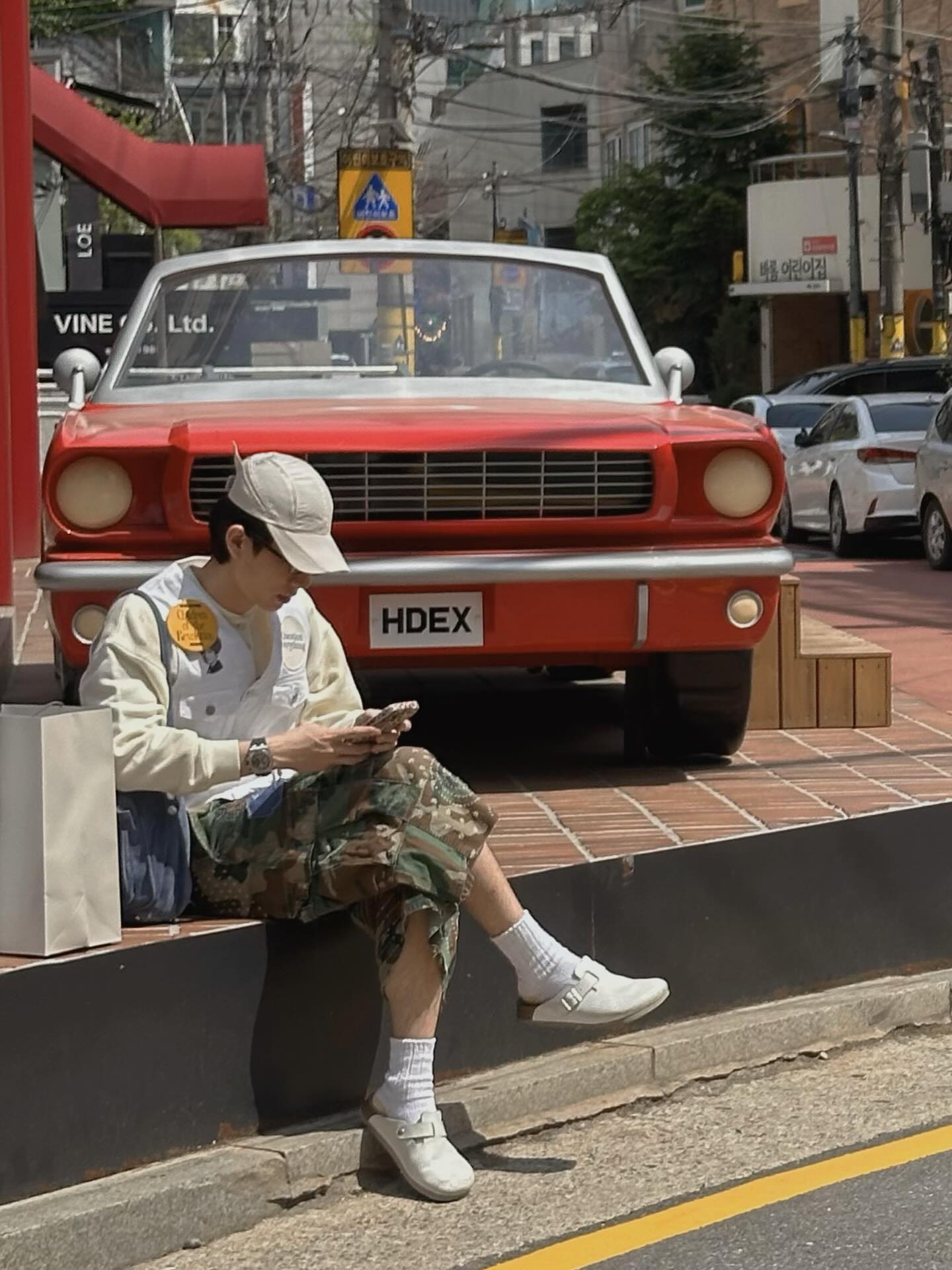 ออฟ - จุมพล อดุลกิตติพร