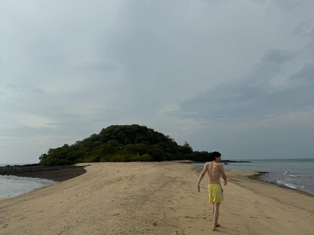 ออฟ - จุมพล อดุลกิตติพร