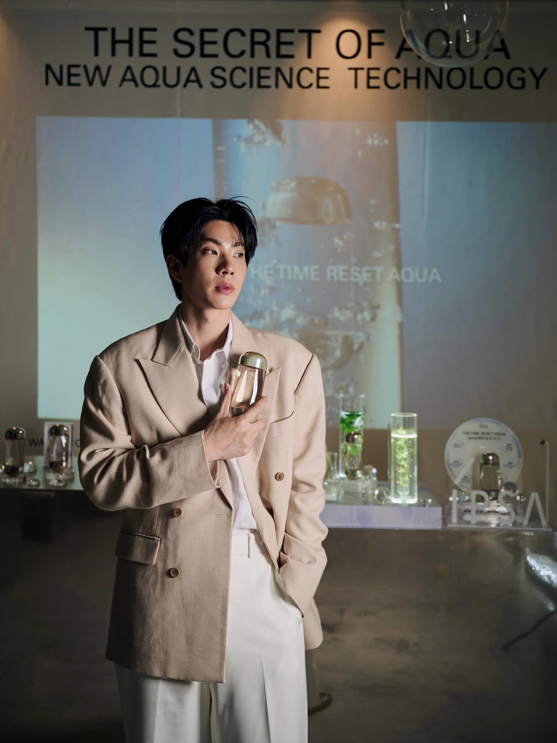 ออฟ - จุมพล อดุลกิตติพร
