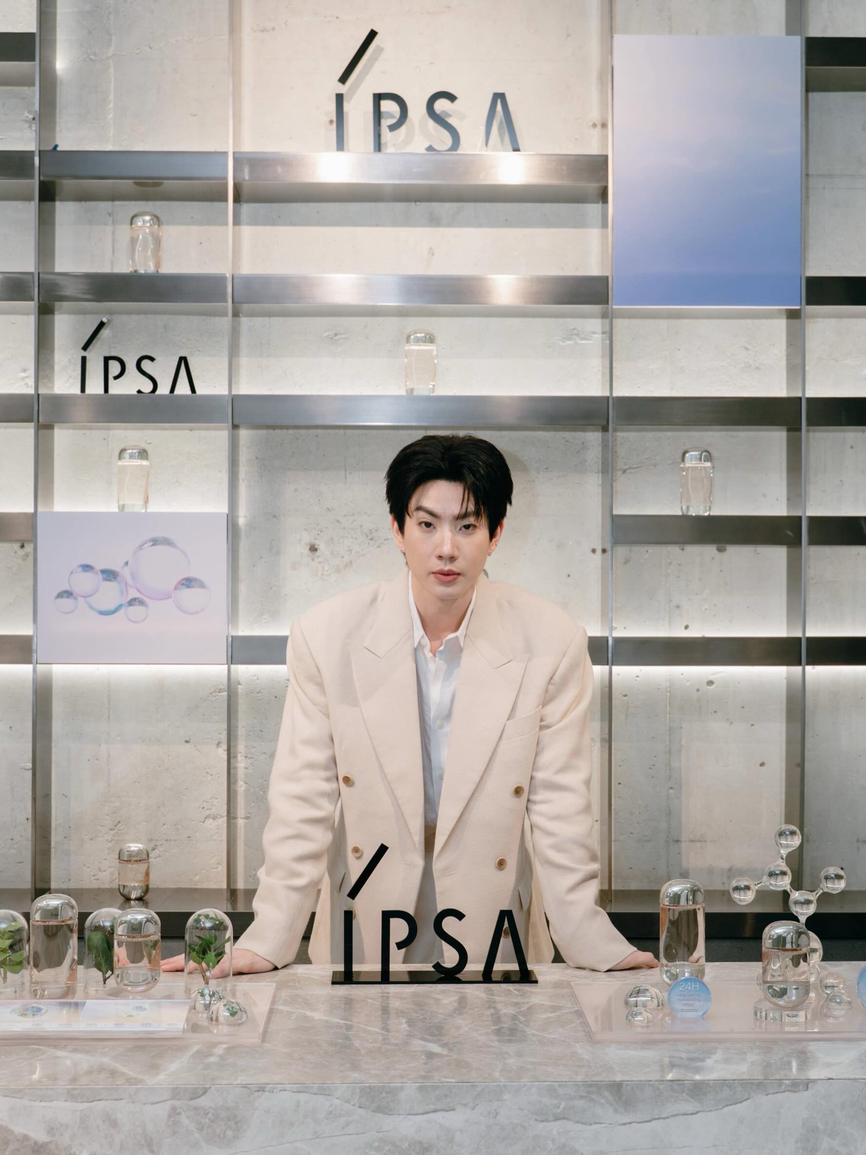 ออฟ - จุมพล อดุลกิตติพร