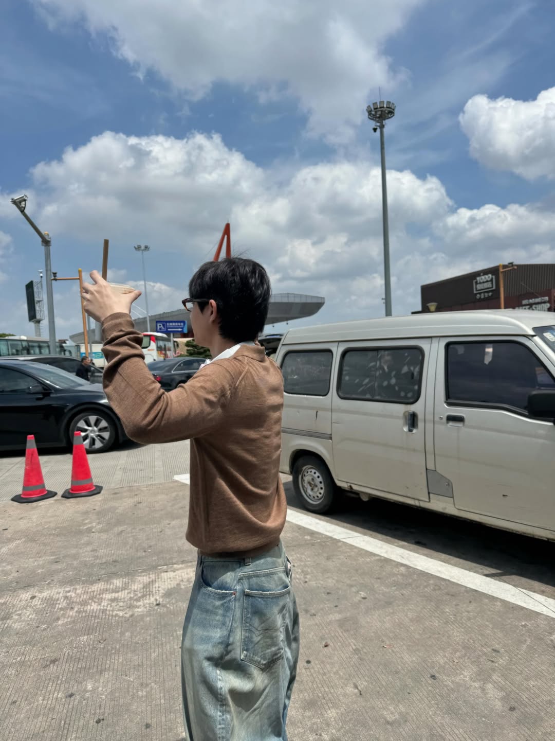 ออฟ - จุมพล อดุลกิตติพร