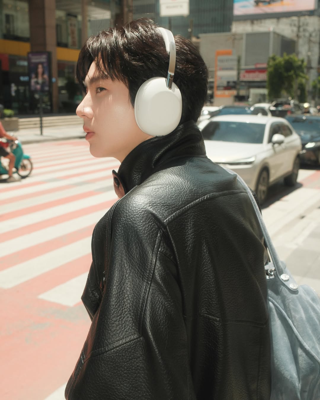 ออฟ - จุมพล อดุลกิตติพร