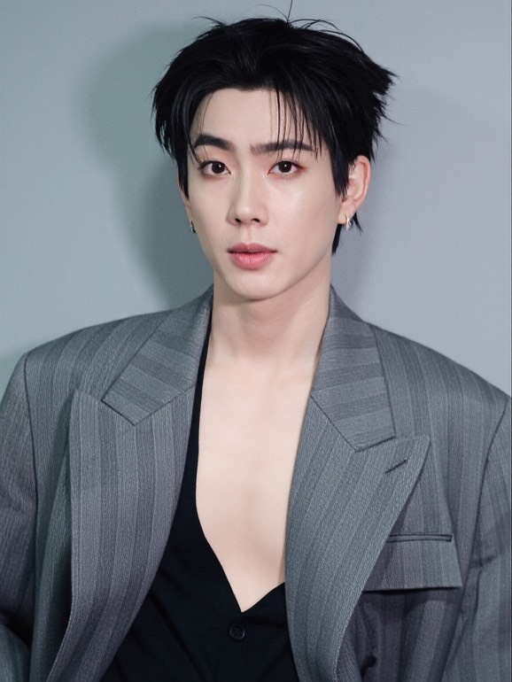 ออฟ - จุมพล อดุลกิตติพร