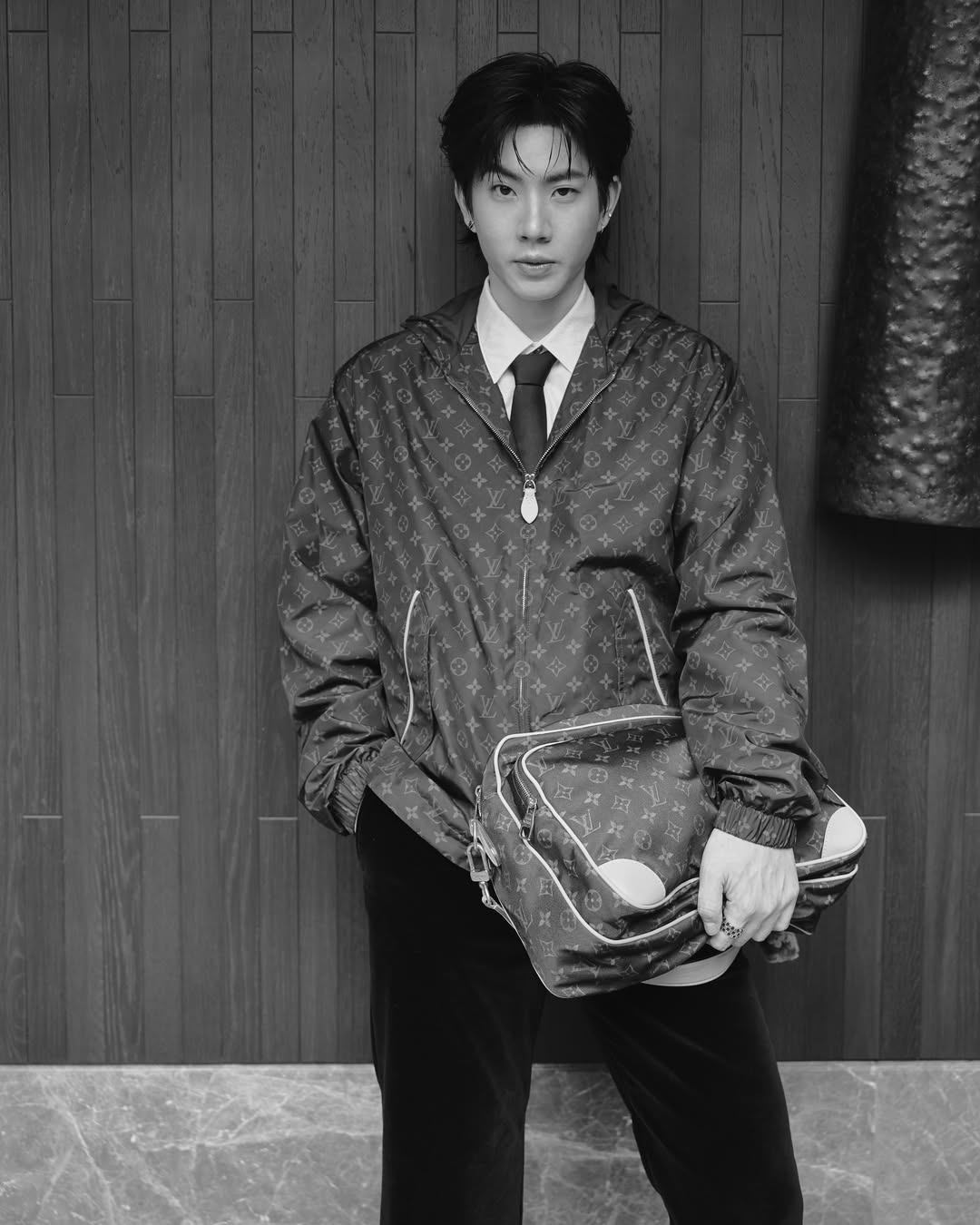ออฟ - จุมพล อดุลกิตติพร