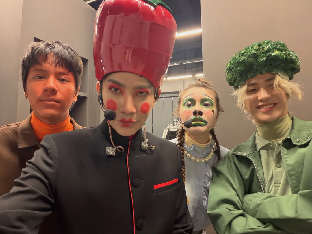 ออฟ - จุมพล อดุลกิตติพร