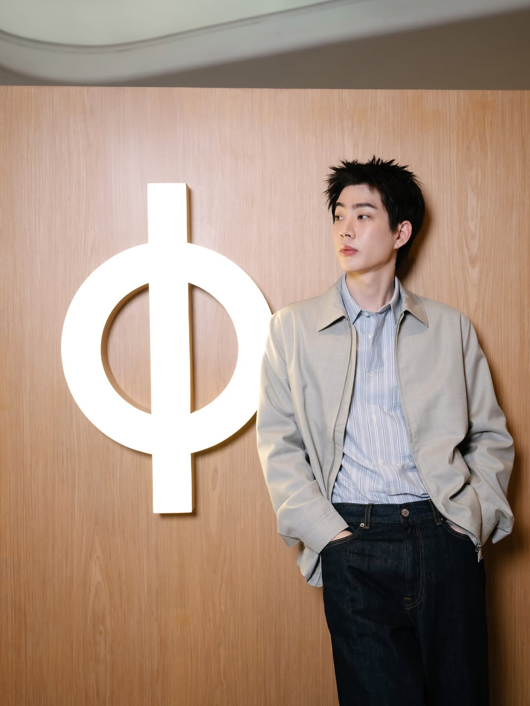 ออฟ - จุมพล อดุลกิตติพร