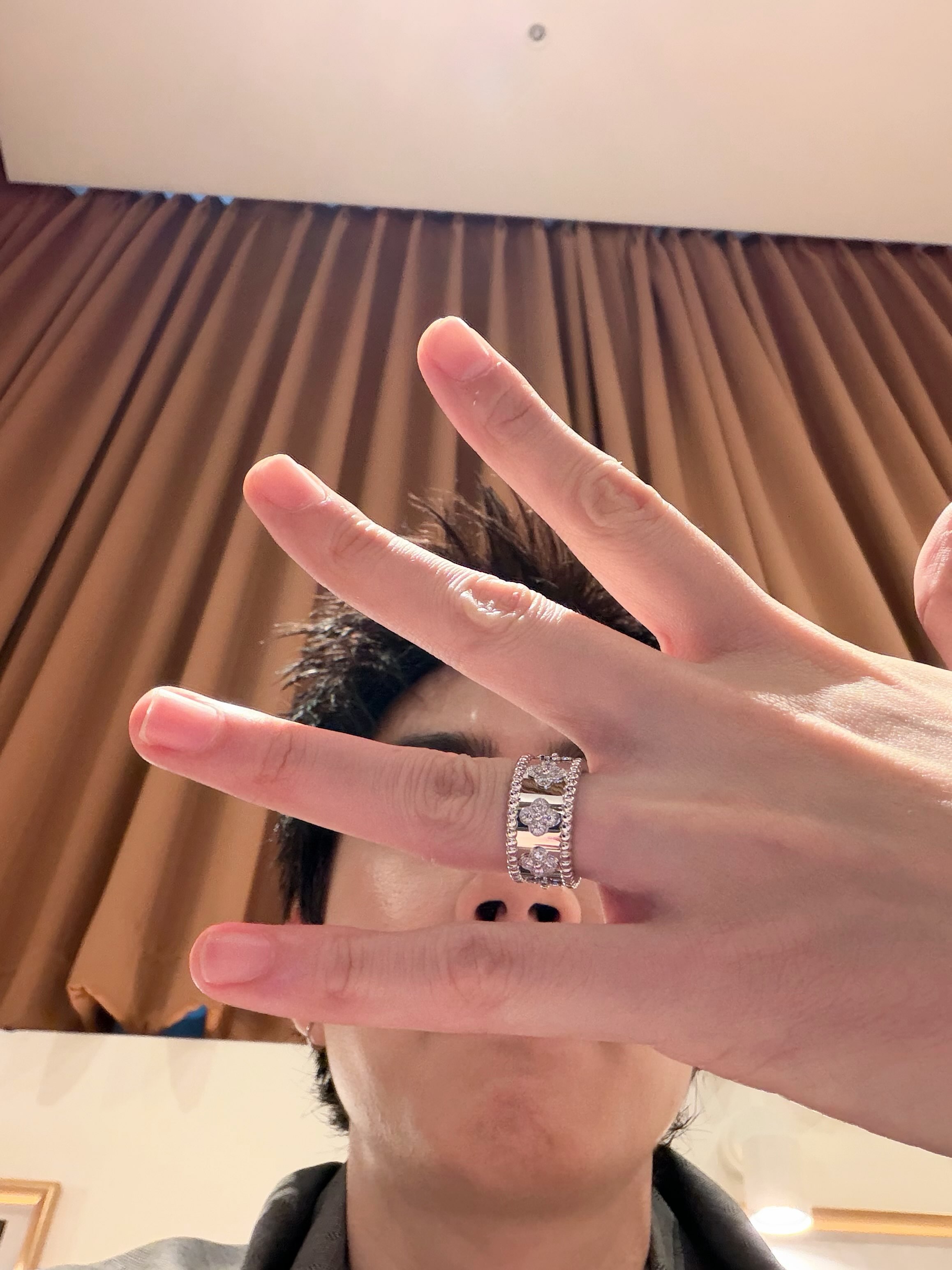 ออฟ - จุมพล อดุลกิตติพร